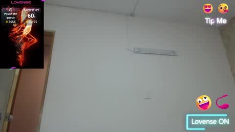 Snapshot of pantera_white chatting on 05/06/26, 05:07 pantera_white online show from 05/06/26, 05:07