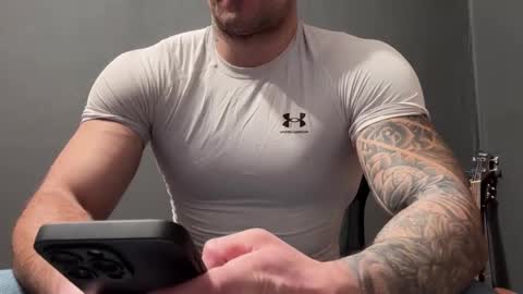 Snapshot of panther_style chatting on 02/03/26, 03:37 Oleg online show from 02/03/26, 03:37