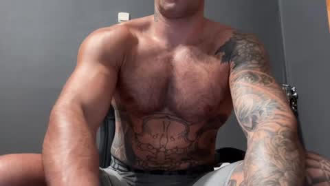 Snapshot of panther_style chatting on 04/30/26, 02:12 Oleg online show from 04/30/26, 02:12