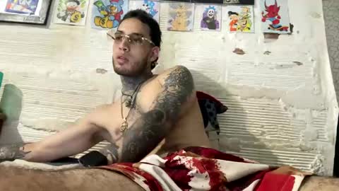 panthers_room online show from 01/01/25, 07:32