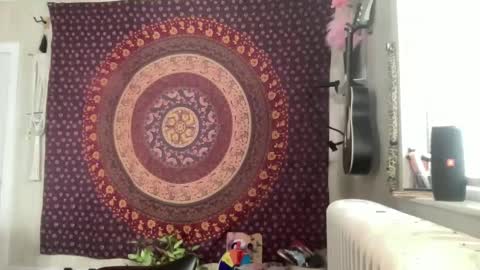 Snapshot of pantiesofthefae chatting on 02/11/25, 05:18 Pantiesofthefae online show from 02/11/25, 05:18