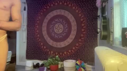 Snapshot of pantiesofthefae chatting on 02/18/25, 12:06 Pantiesofthefae online show from 02/18/25, 12:06