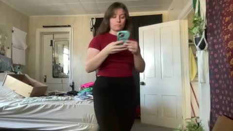 Snapshot of pantiesofthefae chatting on 03/07/25, 06:00 Pantiesofthefae online show from 03/07/25, 06:00