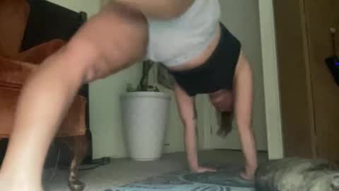 Snapshot of pantiesofthefae chatting on 09/13/25, 11:48 Pantiesofthefae online show from 09/13/25, 11:48