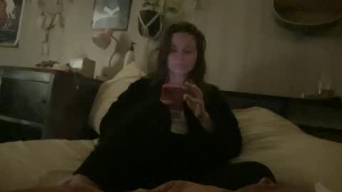 Snapshot of pantiesofthefae chatting on 11/16/25, 10:21 Pantiesofthefae online show from 11/16/25, 10:21