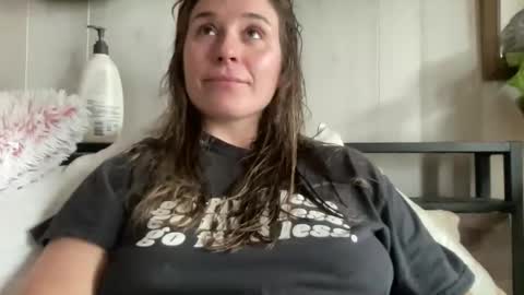 Snapshot of pantiesofthefae chatting on 12/01/25, 06:13 Pantiesofthefae online show from 12/01/25, 06:13