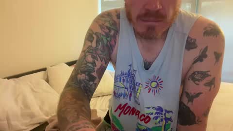 Red online show from 12/25/24, 08:17