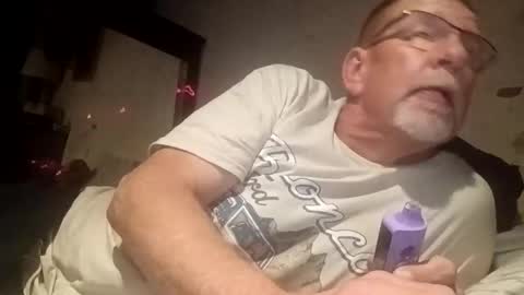 a online show from 10/25/25, 09:06