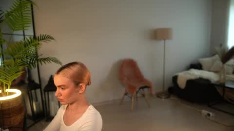 Kristina Kriss online show from 06/07/26, 02:21