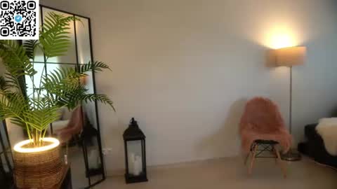 Snapshot of pantykrist chatting on 06/19/26, 03:27 Kristina Kriss online show from 06/19/26, 03:27