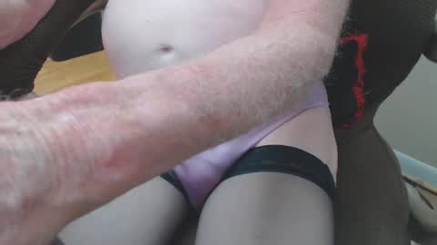 Snapshot of pantystroker chatting on 01/06/25, 04:58 PS PantyStroker online show from 01/06/25, 04:58
