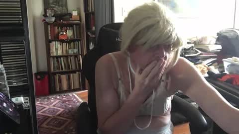 Pantyvioletlace online show from 09/16/25, 07:15