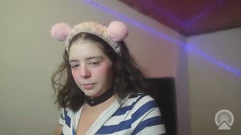 Snapshot of pao_ly chatting on 06/11/26, 06:17 Paola online show from 06/11/26, 06:17
