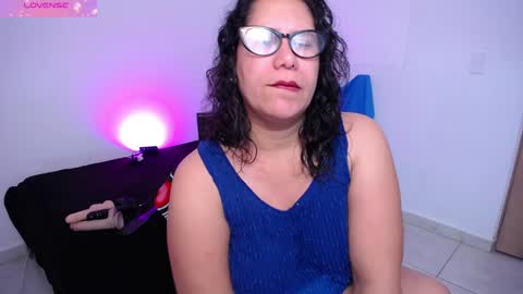 paola online show from 01/25/25, 12:47