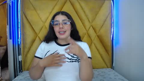 Paola Lyon online show from 02/07/25, 09:58