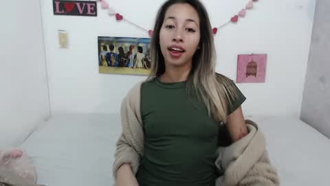 Paola online show from 12/07/24, 02:57