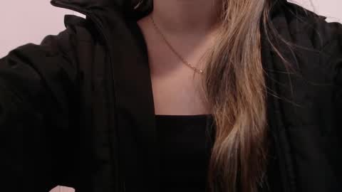 Paola online show from 06/09/26, 11:22