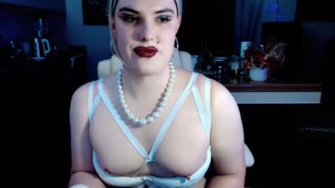 Snapshot of paoladoll chatting on 02/10/26, 12:20 Sarina Williams online show from 02/10/26, 12:20