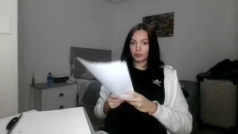 Snapshot of paolahard chatting on 12/04/25, 08:06 Paola Hard online show from 12/04/25, 08:06