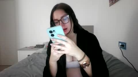 Snapshot of paolahard chatting on 12/05/25, 09:00 Paola Hard online show from 12/05/25, 09:00