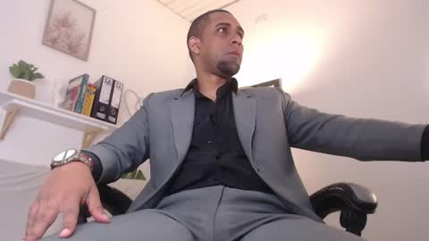 Snapshot of paolo_blaze chatting on 06/09/26, 12:39 PAOLO online show from 06/09/26, 12:39