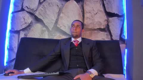 Paolo online show from 09/15/25, 11:43