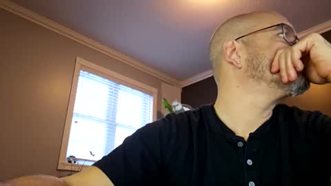 Papi online show from 01/14/25, 12:45