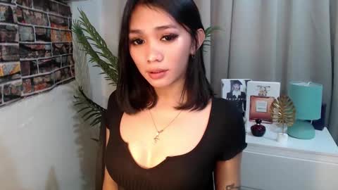 lalisa lalah Luna online show from 02/11/25, 01:52