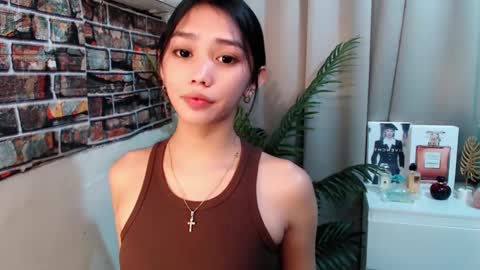 lalisa lalah Luna online show from 02/17/25, 06:37