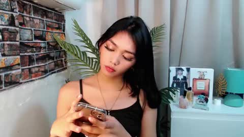 lalisa lalah Luna online show from 02/19/25, 08:10