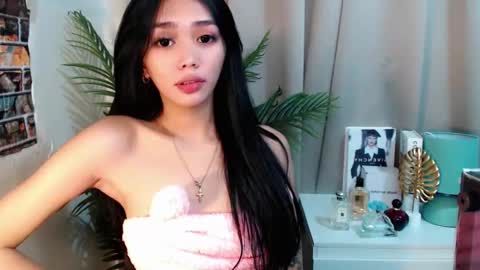 lalisa lalah Luna online show from 03/12/25, 06:00