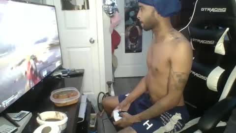 Snapshot of papian0 chatting on 09/17/25, 11:39 papian0 online show from 09/17/25, 11:39