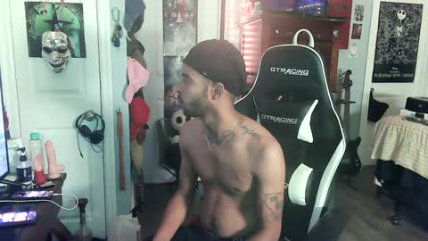 Snapshot of papian0 chatting on 09/19/25, 03:19 papian0 online show from 09/19/25, 03:19