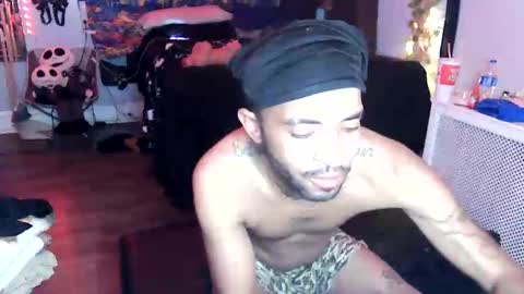 Snapshot of papian0 chatting on 09/28/25, 07:14 papian0 online show from 09/28/25, 07:14