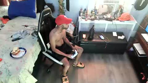 Snapshot of papian0 chatting on 10/04/25, 09:57 papian0 online show from 10/04/25, 09:57