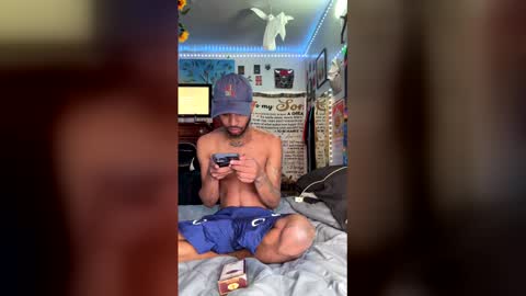 Snapshot of papian0 chatting on 12/17/25, 07:53 papian0 online show from 12/17/25, 07:53