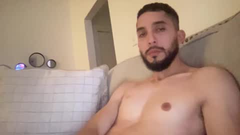 Snapshot of papicubano_guapo23cm chatting on 12/12/24, 05:52 papicubano_guapo23cm online show from 12/12/24, 05:52