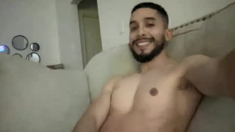 Snapshot of papicubano_guapo23cm chatting on 01/18/25, 06:13 papicubano_guapo23cm online show from 01/18/25, 06:13