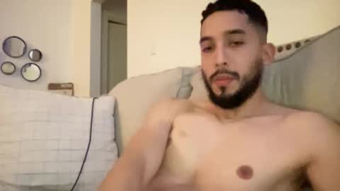 Snapshot of papicubano_guapo23cm chatting on 02/05/25, 06:24 papicubano_guapo23cm online show from 02/05/25, 06:24