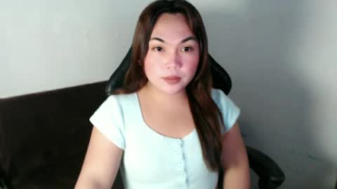 Fina Dwarf online show from 06/19/26, 04:17