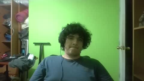 Snapshot of papitowilly999 chatting on 12/15/24, 06:29 Papito online show from 12/15/24, 06:29