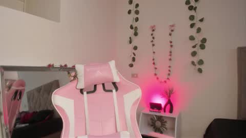 Paprika online show from 09/27/25, 05:40