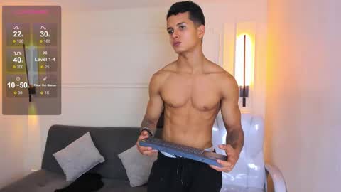 Snapshot of paradise_boy_s chatting on 11/24/25, 04:51 Ryan And Casper online show from 11/24/25, 04:51