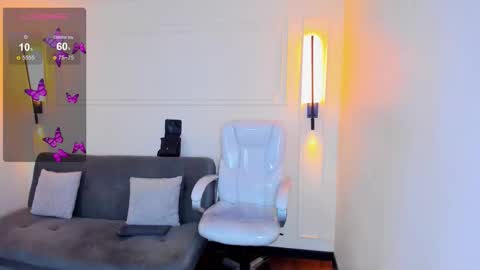 Snapshot of paradise_boy_s chatting on 12/04/25, 04:27 Ryan And Casper online show from 12/04/25, 04:27