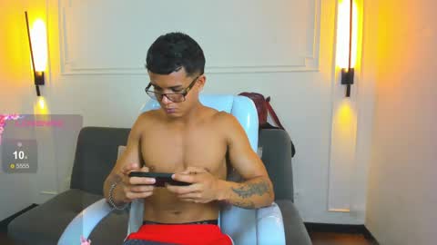 Ryan And Casper online show from 05/04/26, 02:35
