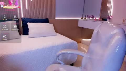 Amy and my doll online show from 10/07/25, 03:47