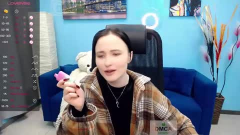 Louise online show from 12/16/24, 09:24