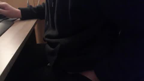 Sascha online show from 10/21/25, 06:36