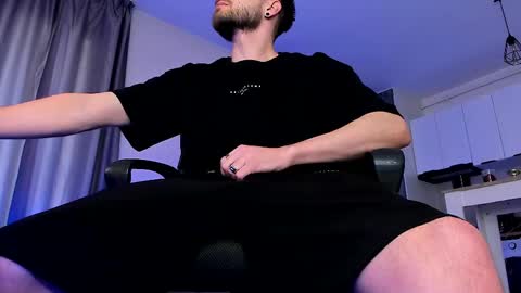 Paris online show from 05/06/26, 06:08