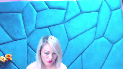 paris_squirtt online show from 01/06/25, 11:31